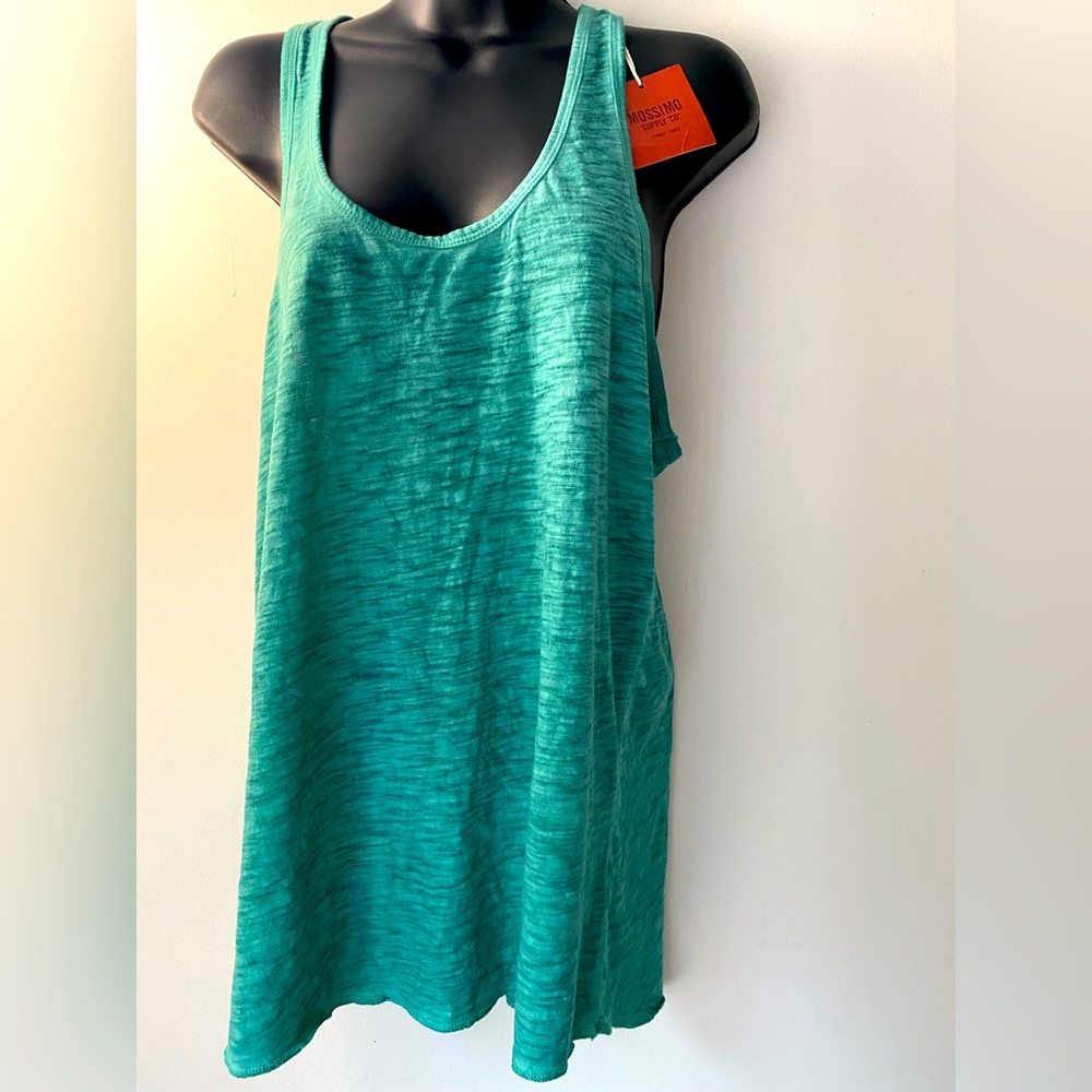 NWT- Mossimo Supply Co. Women’s active tank size Large